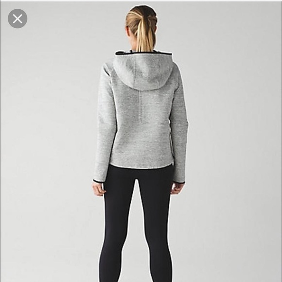 Lululemon zip up - Picture 5 of 5